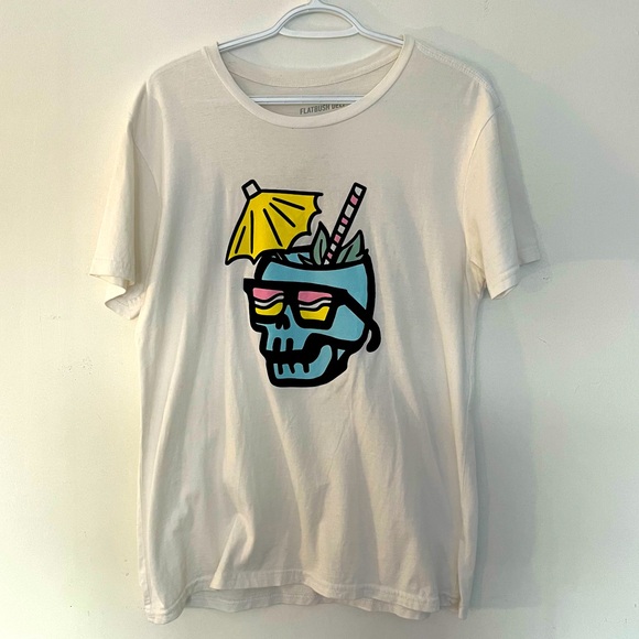 Men Tshirt Neo Trad Skull Head Holiday Beach Cocktail - Picture 1 of 5